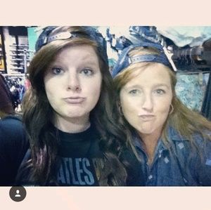 Meet your Posher, Shellie